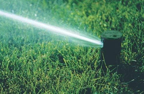 Orbit 10 Pack (20 Total Sprinklers) Voyager Gear Drive Sprinkler Head for Large Area Yard Watering