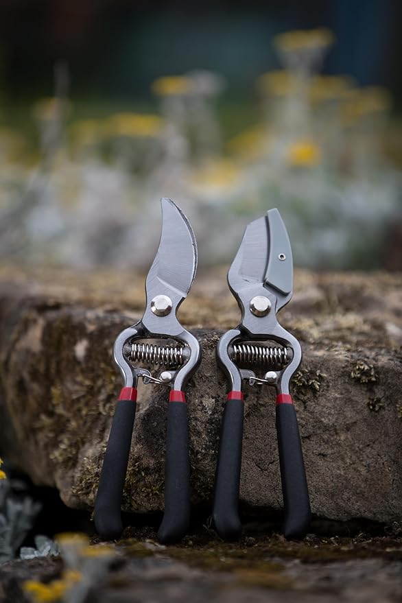 Spear & Jackson CUTTINGSET8 Traditional Bypass & Anvil Pruner/Secateur Set