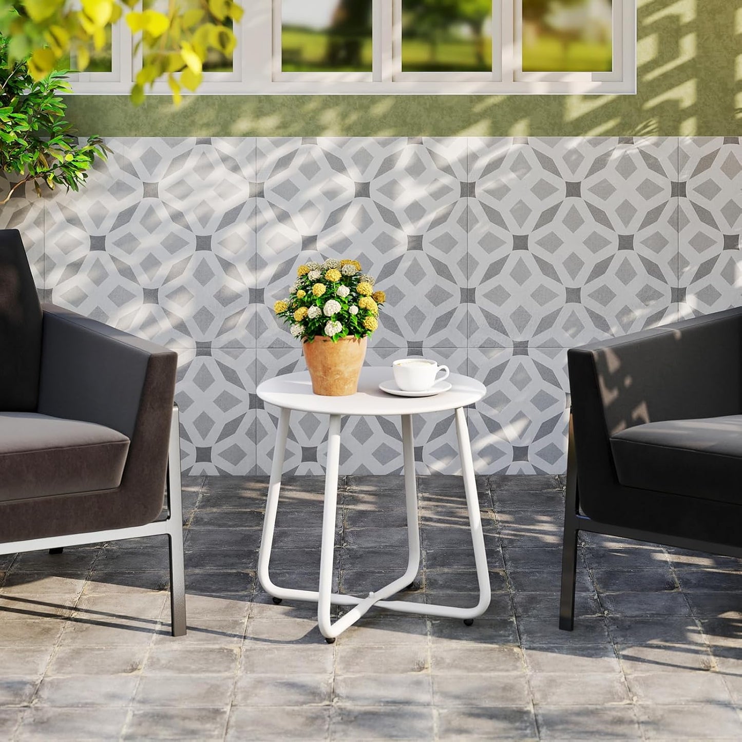 HollyHOME Round Metal Side Table, Rust-Resistant Patio Small Plant Stand, Outdoor 17.32'' Portable End Table for Balconies, Gardens, Living Rooms and Bedrooms, White