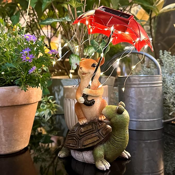 Solar Garden Statue Outdoor Decor - Squirrel Standing on Turtle Holding Umbrella with String Lights Outdoor Waterproof Statues for Patio Lawn Yard Decoration Garden Ornaments Housewarming Gifts