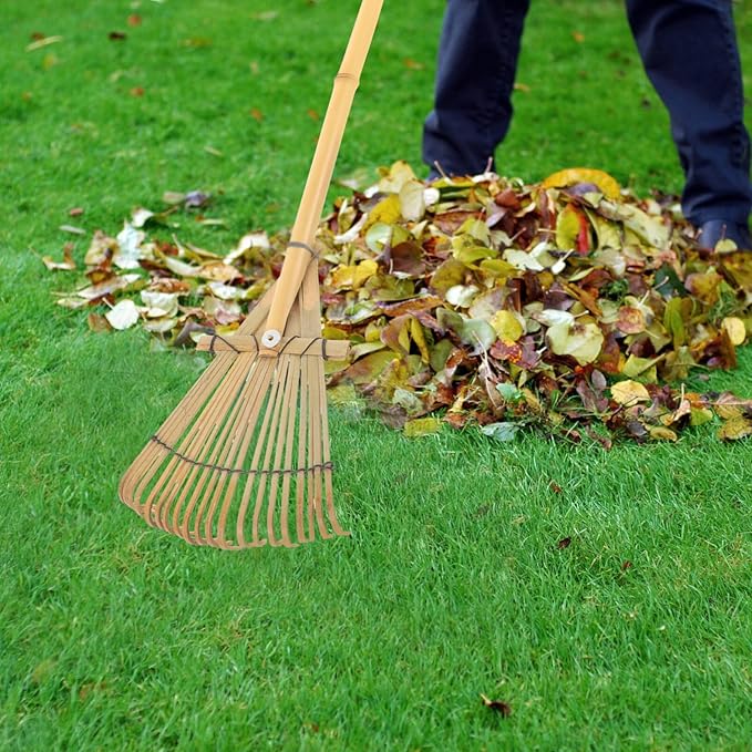 Yardwe Yard Leveling Rake Leaf Scoops Hand Rakes Short Handle Rake Planting Mini Gathering Leaf Tool Rakes for Gardening Lawn Tools Small Rake with Handle Statue Wooden Toddler Adjustable