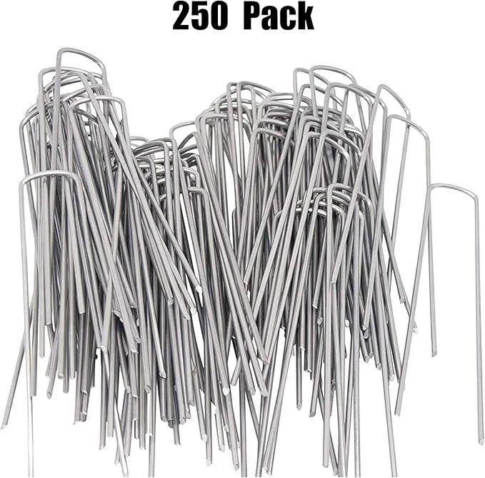 AAGUT Garden Stakes Pins, Landscape Staples 250 Pack 6 Inch 11-Gauge Galvanized Lawn Stake for Dog Fence, Weed Barrier Fabric, Ground Cover, Irrigation Tubing Soaker Hose, Chicken Wire