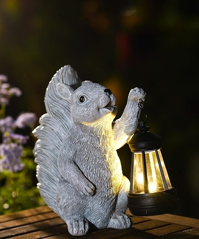 Solar Squirrel Statues for Garden Decor: Outdoor Figurines Sculpture with Lantern for Yard Art Lawn Patio Balcony - Gifts for Mom Grandma