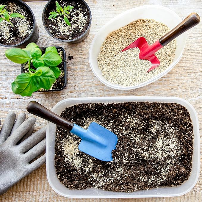 Vermiculite for Gardening 1qt, Horticultural Sand Perfect for Seed Starter or Propagation by Cutting, Soil Addictive for Aeration and Moisture Retention