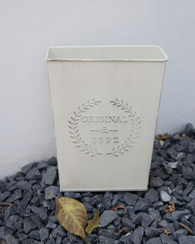 LESEN Set of 2 Farmhouse Metal Wall Planter,Rustic Wall Decor Country Hanging Wall Vase Box for Plants Flower Home Decoration