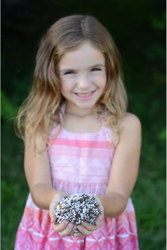 Organic Earth Carnivorous Plant Soil Mix 1 QT - Plant Food Peat Moss & Perlite for Carnivorous Plants - Terrarium Soil, Pitcher Plant Soil, Venus Fly Trap Soil