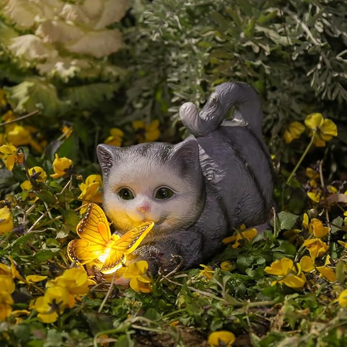 Solar Garden Statues Outdoor Cat Lights, Unique Housewarming Garden Gifts for Women Mom Wife Grandma and Sisters，Cute Cat Sculpture Decoration for Patio, Terrace, Balcony, Lawn