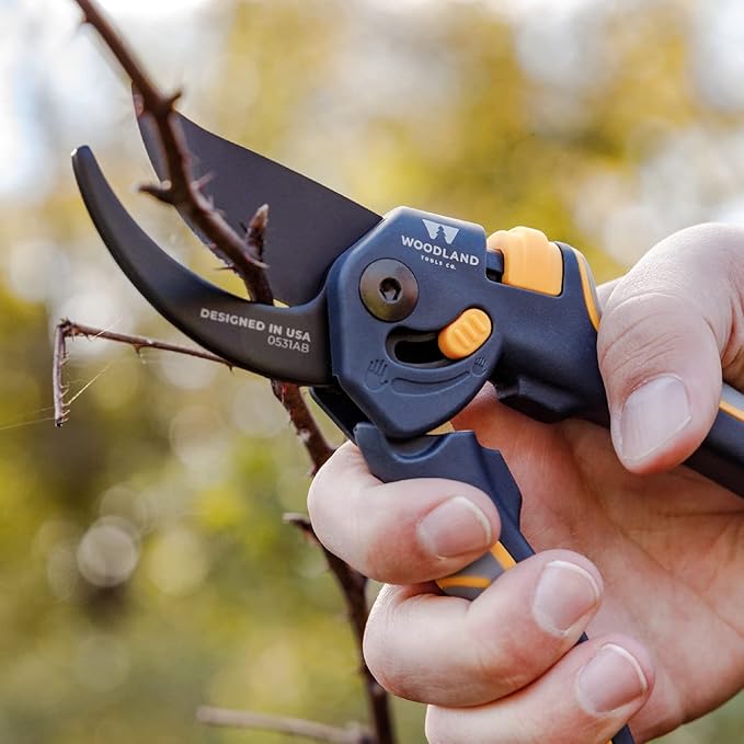 Woodland Tools Co. Super Duty MaxForce Bypass Pruning Shears, Gardening Hand Pruner, Secateurs, Plant Shears, Flower Clippers (05-2005-100)