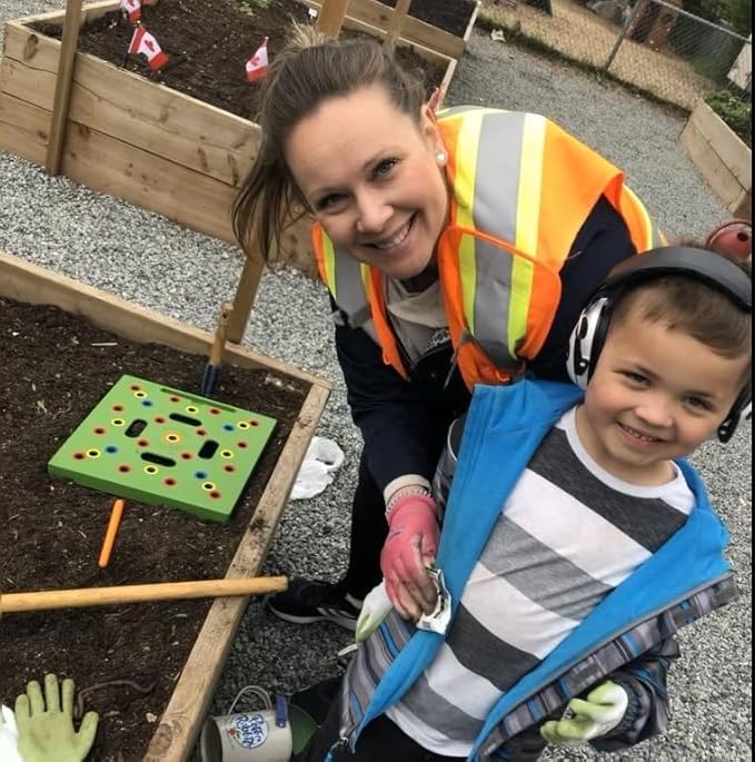 Seeding Square (10-Pack - Seed and Seedling Spacer Tool for Bigger Harvests, Organized Plants & Fewer Weeds – Color-Coded Gardening Template with Magnetic Dibber, Ruler & Planting Guide