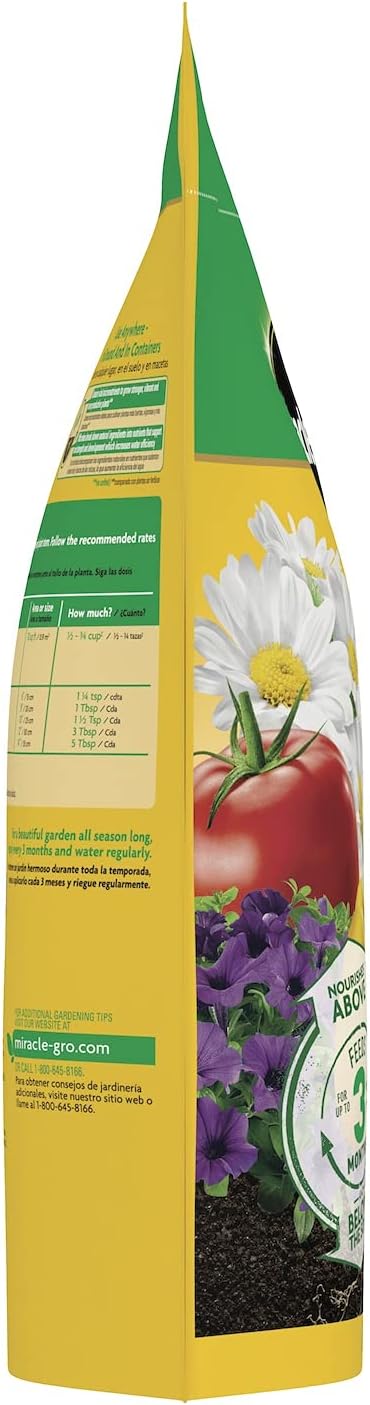 Miracle-Gro Shake 'N Feed All Purpose Plant Food Refill Bags, Plant Fertilizer, 8 lbs. (4-Pack)