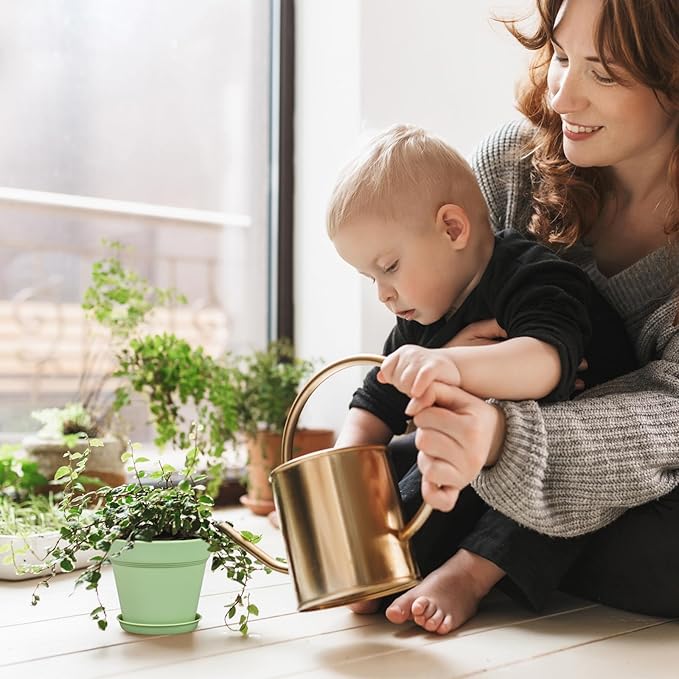 4 inch Small Plastic Nursery Pots, Seedling Pots, 16 Pack Plant Pots for Indoor Outdoor Plants, Flower Pots with Drainage Holes and Saucers, Decorative Planters for House Plants, Green