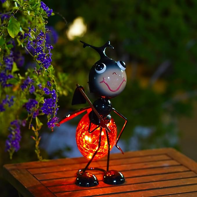 Solar Ladybug Garden Lantern Waterproof LED Ladybug Solar Lights Outdoor Decorative Tabletop Lanterns Lamp for Yard Patio Table Decoration