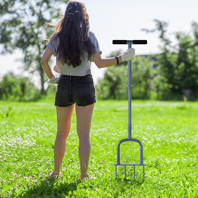 Lawn Aerator, Grass Aerator for Lawn, Manual Core Aerator Hand Tool, with 4 Hollow Slots for Lawns Garden & Compacted Soils，Heavy Duty Plug Core Aerator Lawn Tool （Black）