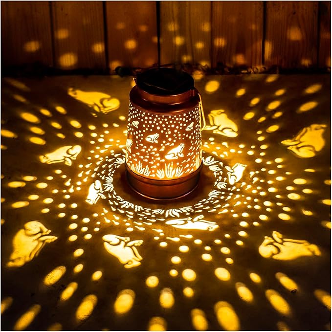 Frog Solar Lanterns Outdoor Waterproof Hanging Solar Lights Frog Gifts for Women Men Metal Decorative LED Frog Lanterns for Garden Decor,Yard,Patio,Lawn,Tabletop,Pathway,Landscape