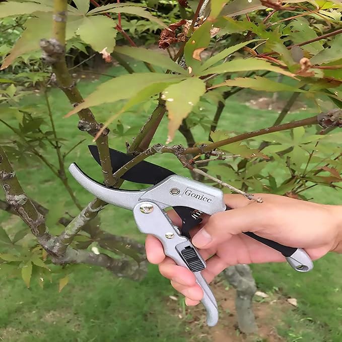 Premium 8 inch garden clippers, 3 Times Easy to Work, Arthritis Weak Hand Snips (Pulley lever -pruners- Black)