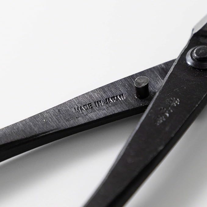 Wazakura Hand Forged Bonsai Concave Branch Cutter, Made in Japan 8 inch (200mm), Japanese Gardening Tools, Straight Edge Black