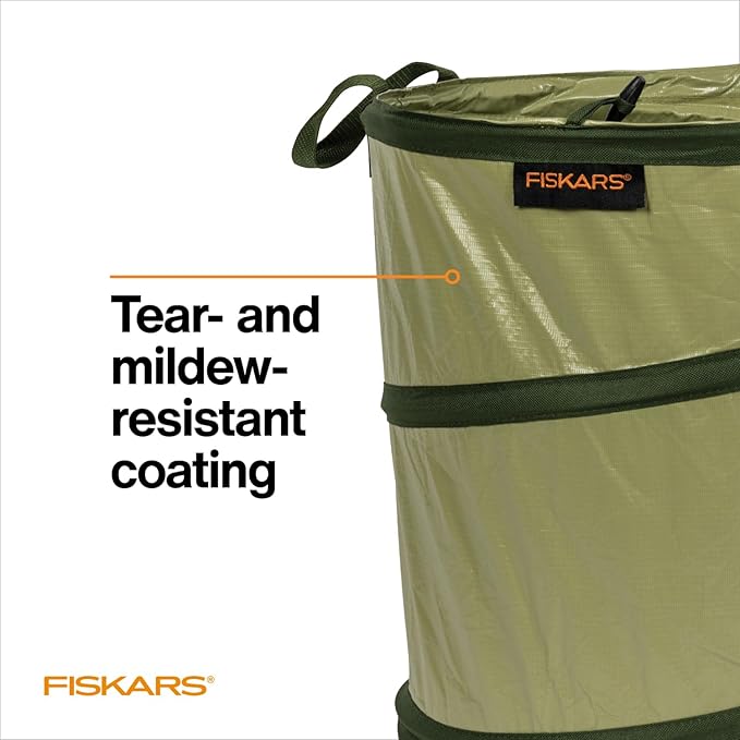 Fiskars Kangaroo Collapsible Garden Bag for Yard Waste, 10 Gallon Reusable Container for Lawn Care and Gardening