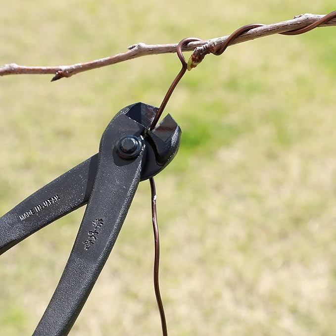 Wazakura Hanafubuki Hand Forged Bonsai Tree Wire Cutter MADE IN JAPAN 7.7inch (195mm), Japanese Garden Tool, Rounded Ends - Black