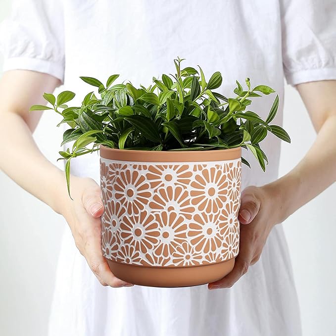 3 Piece Ceramic Plant Pots, 5.7/4.7/3.5/inch Planters with Drainage Hole, Outdoor Indoor Flower Pots Set, Modern Decorative Plant Pots for Lilies, Cacti, Succulents, Snakes, Bamboo(Red)