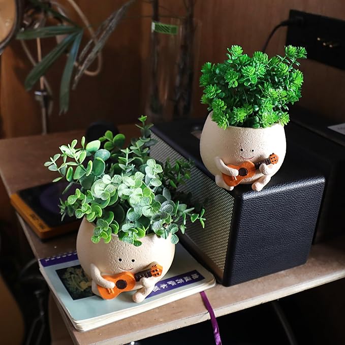 Smily Face Planter Pot with Drainage Hole Cute Resin Head Planters for String of Pearls Plant Live Unique Guitar Succulent Pots for Indoor Outdoor Plants Gift IdeaI for Mother Christmas(Large)