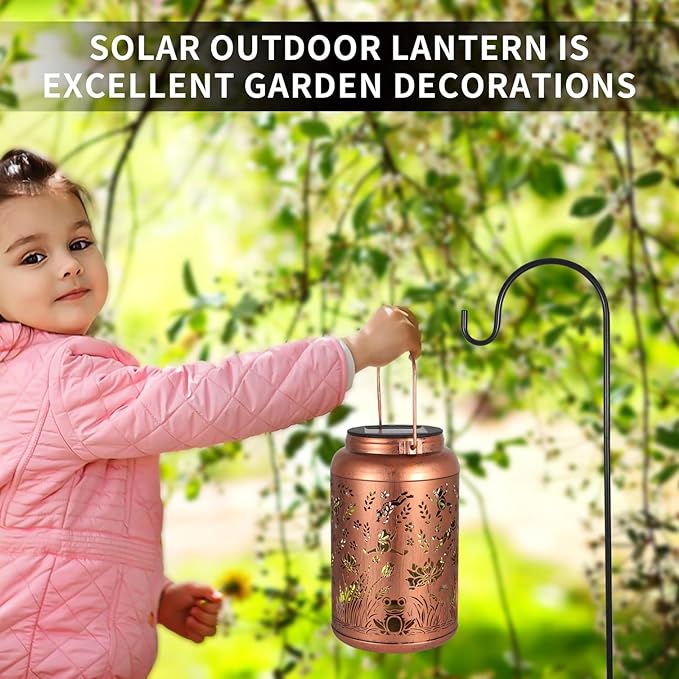 Frog Decoration Solar Lanterns Outdoor Waterproof Garden Decor Gifts for Women Mon Grandma Metal Hanging Solar Lights for Outside LED Lanterns for Yard, Patio, Lawn, Tabletop, Pathway, Landscape