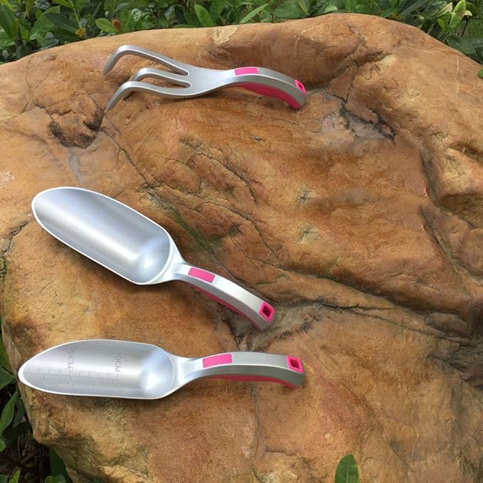 Garden Tool Set, 3PC Bend Proof Gardening Tool Kits (Soil Scooper, Garden Trowel, Cultivator Hand Rake), One-Piece Aluminum, Garden Gift Pink