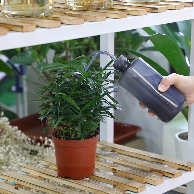 Oubest Squeeze Bottles Succulent Watering Bottle Black Water Squirt Irrigation Bottle Squeeze Sprinkling Can Plastic Wash Plant Bottle 500ml 2pc