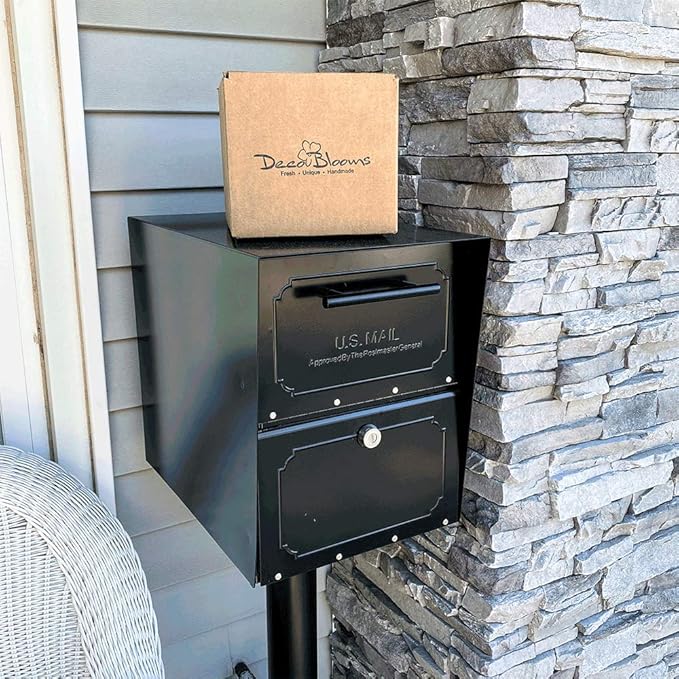 DecoBlooms Unique Succulent Plants (Collection of 16) - Fully Rooted in Planter Pots with Soil - Real Live Potted DIY Assorted Succulents