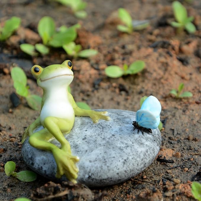 Top Collection Miniature Fairy Garden and Terrarium Statue, Frog Resting on Stone with Butterfly