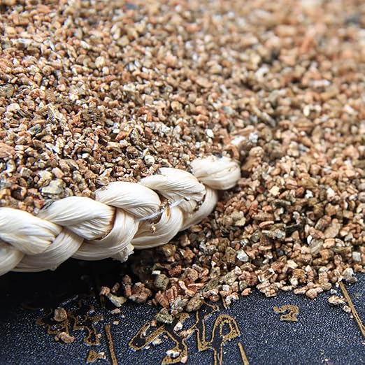 Organic Vermiculite 4 qt by Doter, Increases Water and Nutrient Retention and Aerates The Soil, Perfect for Root Cuttings, Seed Germination, Arranging Flowers, and Bedding for Invertebrates