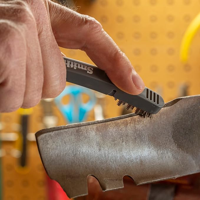 Smith’s 50603 Handheld Lawn Mower Blade Sharpener - Oversized Handle & Large Safety Guard - Durable Plastic - Easy to Use - Wire Cleaning Brush - Preset Carbide Blade - Gardening Lawn Care Tools