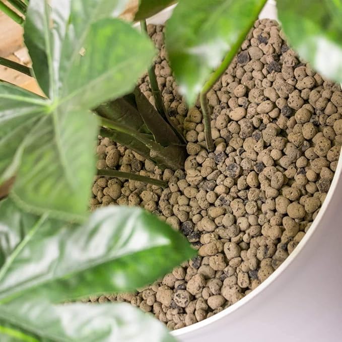 Hydrofarm GROWT GMC25L 25 Liter Bag, 4mm-16mm Clay Pebbles, 25 Liter Bag, Brown