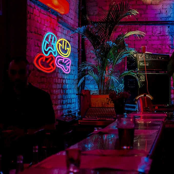 Smile Faces Neon Sign Led Colorful Distorted Happy Faces Neon Light Signs for Wall Decor Usb Light Up Signs for Kids Bedroom Aesthetic Preppy Room Decor Party Decoration Teens Gifts