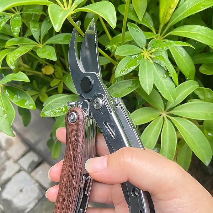 Pruning Shears, 7 in 1 Garden Pruners, Multitools Folding Gardening Shears, 8" Professional Garden Scissors, Garden Clippers, Garden Shears Pruning, Pruning Scissors