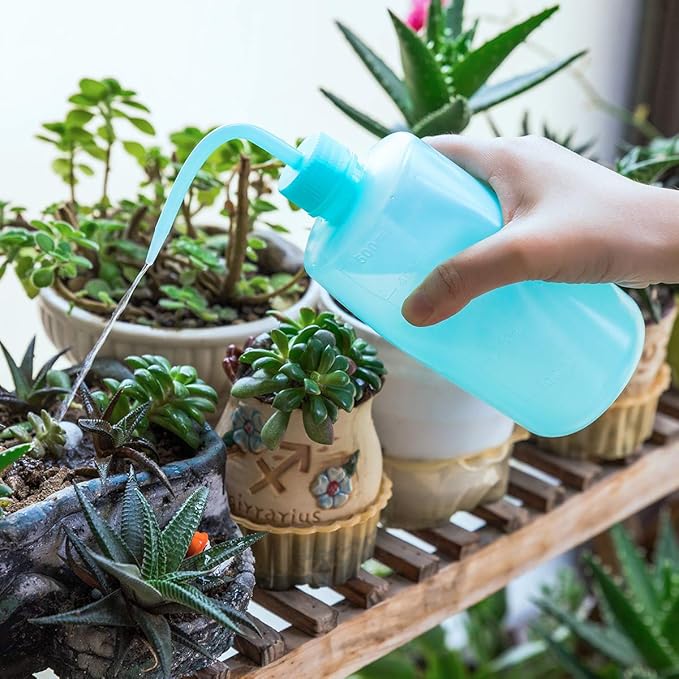 Oubest Squeeze Bottles Succulent Watering Bottle 500ml Blue Water Squirt Irrigation Bottle Squeeze Sprinkling Can Plastic Wash Plant Bottle 2pc