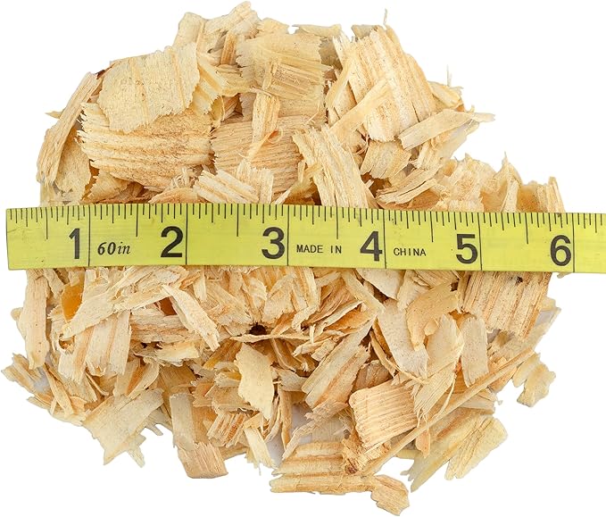 Pine Shavings Mulch/Livestock Bedding (8 Quarts), Garden Mulch and Small Animal Pet Bedding