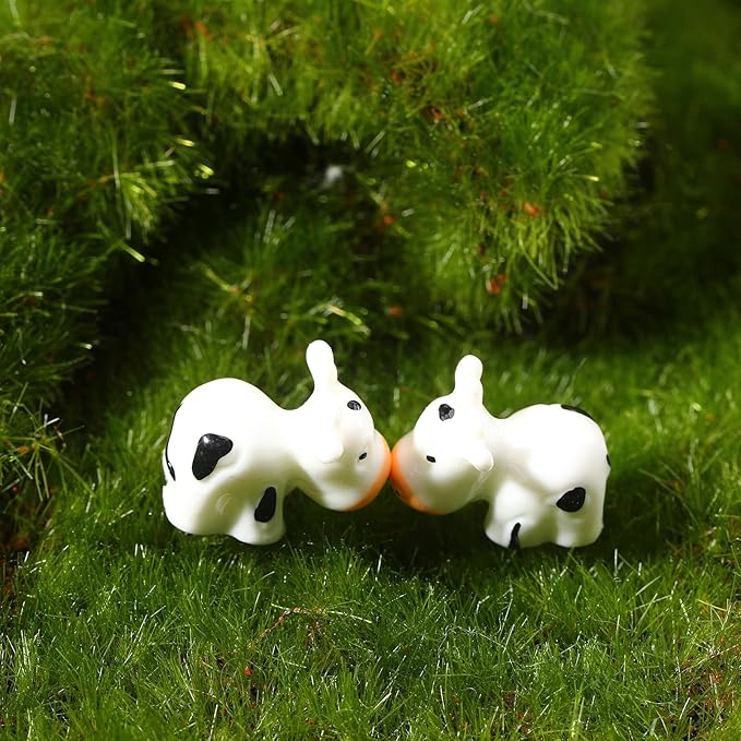 Fuyamp 100 Pcs Mini Resin Cow Figurines Cute Miniature Figurines Fairy Outdoor Moss Ornaments Landscape Figurines Garden DIY Ornament Accessories for Indoor Outdoor