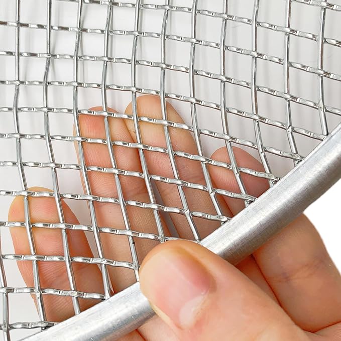 Soil Sieve for Garen -12 inches Soil Sifter for Rocks Compost Suitable for 5 Gallon Drums Mesh Size 1/8 inch