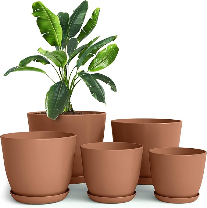 Utopia Home - Plastic Terracotta Pots with Drainage - 7/6.6/6/5.3/4.8 Inches Plant Pots or Flower Pots for Indoor Planter - Pack of 5 Plastic Planters, Cactus, Succulents Pot
