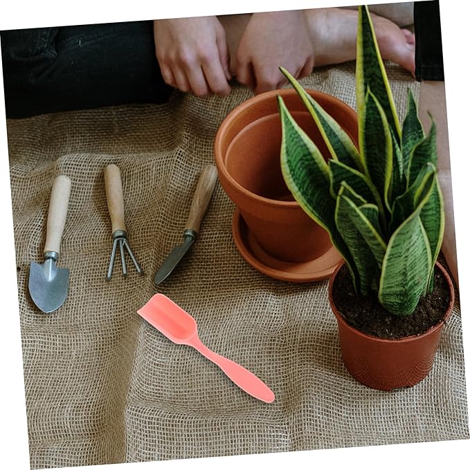 Sosoport 40 Pcs Digging Shovel Mini Shovel Soil Scoop Planting Shovel Trowel Small Trowel Black Urn Planter Garden Accessories Gardening Shovel Succulent Sander Planting Kit Succulents