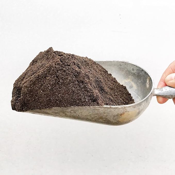 Premium Earthworm Castings - Organic 10 LB, Very fine, Low Moisture Content, Easy to Spread. Seed Starting, propgation, Improve Soil Structure, Natural Plant Hormones for Fertility