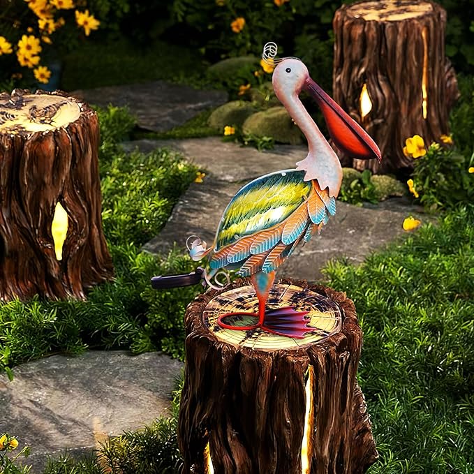 HONGLAND Solar Metal Pelican Statues Garden Sculpture & Statues, Glass Outdoor Pelican Yard Art Coastal Ocean Bird Decor Lawn Ornament for Backyard Porch Patio Decor（19 Inch）