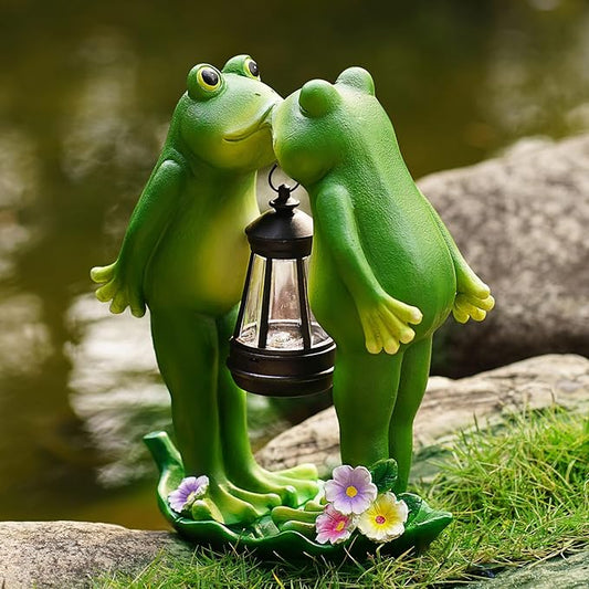 Solar Frogs Statue for Easter Garden Decor Solar Lantern LED Outdoor Decoration Figurines for Porch Patio,Yard,Lawn - Frog Gifts for Women Mom Grandma Wife (Kiss Frog)