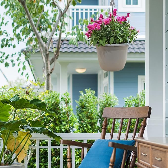 Hanging Planter Potting Soil Mix (4 Quarts), Lightweight Potting Mix Optimized for Indoor/Outdoor Hanging Pots/Baskets