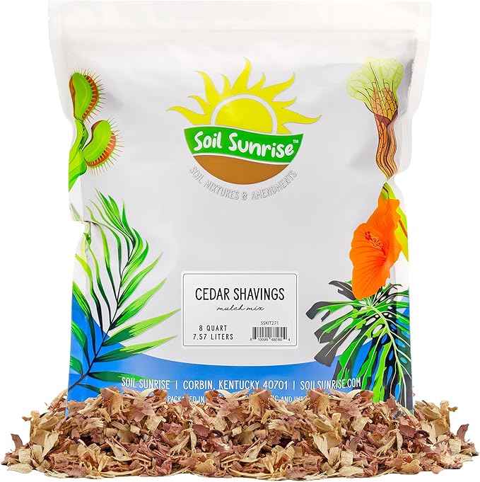 Natural Cedar Shavings Mulch/Bedding (8 Quarts), Garden Mulch and Small Animal Pet Bedding