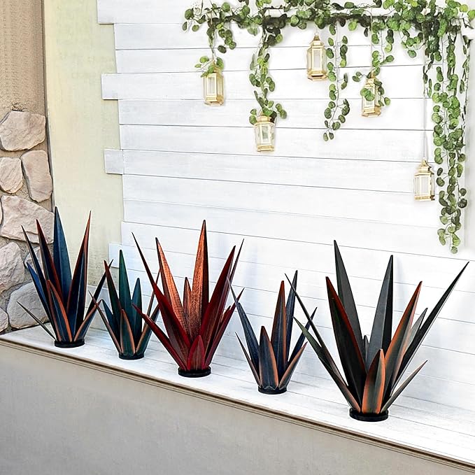 Large Tequila Rustic Sculpture, Rustic Metal Agave Plants for Outdoor Patio Yard, Home Decor Hand Painted Metal Agave Garden Yard Statue, Outdoor Lawn Ornaments (Green - L (W/Solar Light))