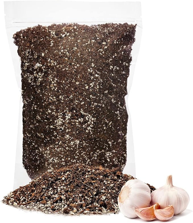 Premium Organic Potting Soil for Garlic - (2 Quart Bag)