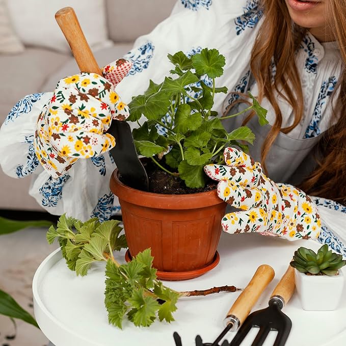 Organic Pothos Soil Mix 4qt, Indoor Plants Potting Mix for All Potted Pothos, Grow Healthy houseplants Indoors