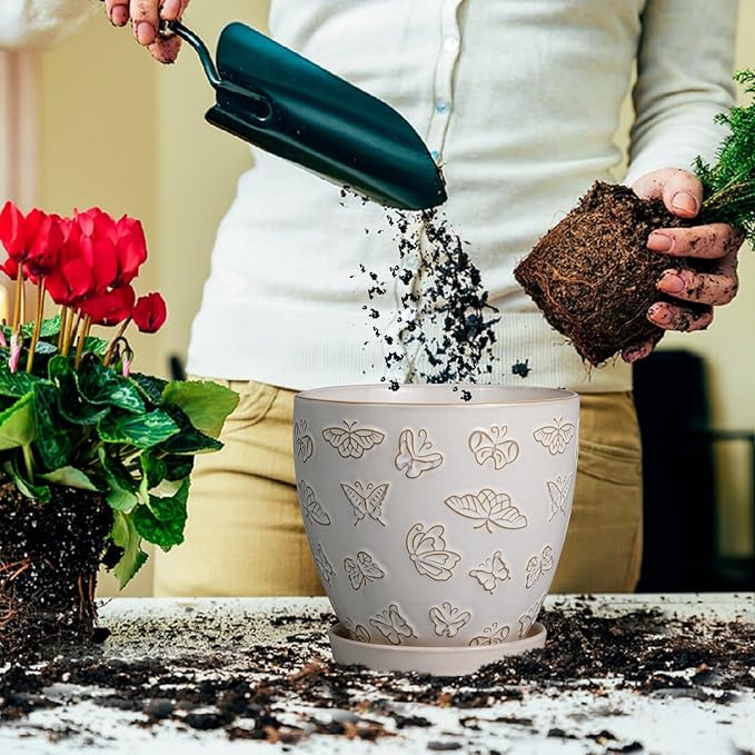 Ceramic Planter Pot - 6 Inch Plant Pot with Drainage Hole and Saucer, Succulent Round Flower Pot for Plants Indoor Outdoor, White