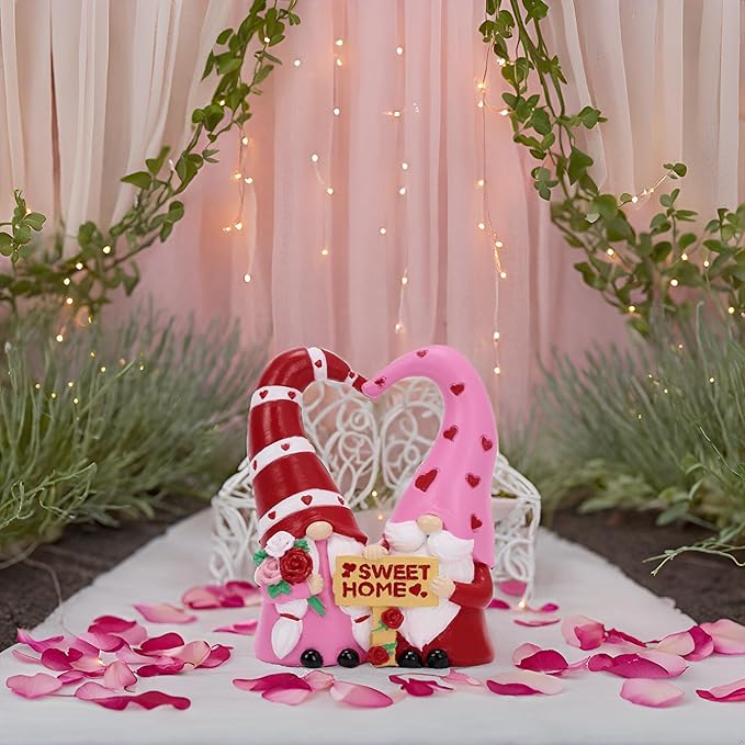 TERESA'S COLLECTIONS Garden Gnomes Outdoor Decor, Resin Heart-Shaped Pink Cute Gnome Couple Decorations for Home, Garden Decor Love Gifts for Women, 4.3"
